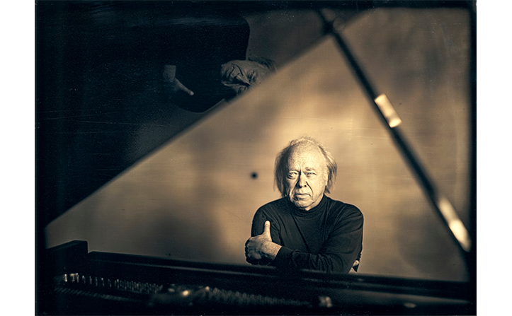 現代クラシック ピアノ界の鬼才 ヴァレリー アファナシエフ 遺言 を意味するタイトルを冠した51曲入り作品をリリース Moraトピックス