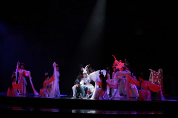 月組 大劇場「応天の門」の情景写真